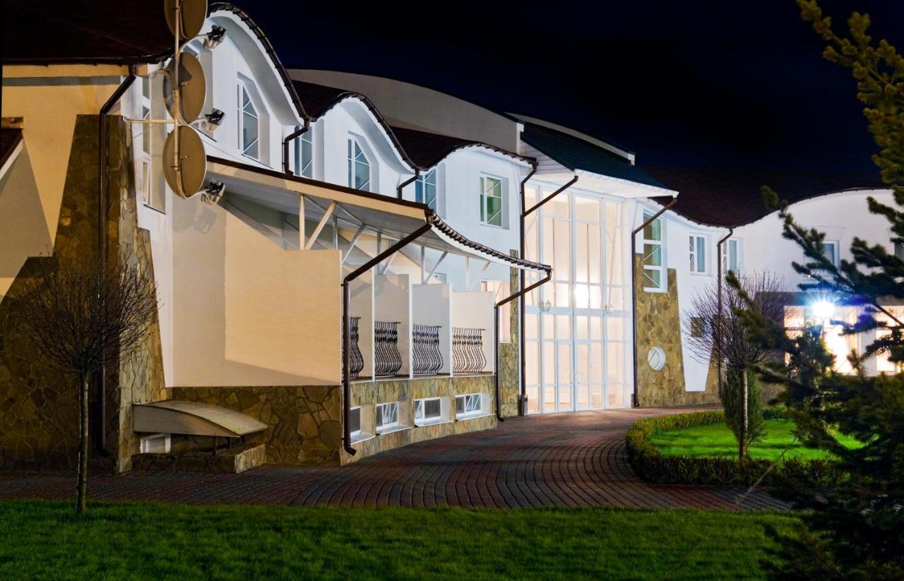 Грк Золота Підкова Motel Chupyra Buitenkant foto