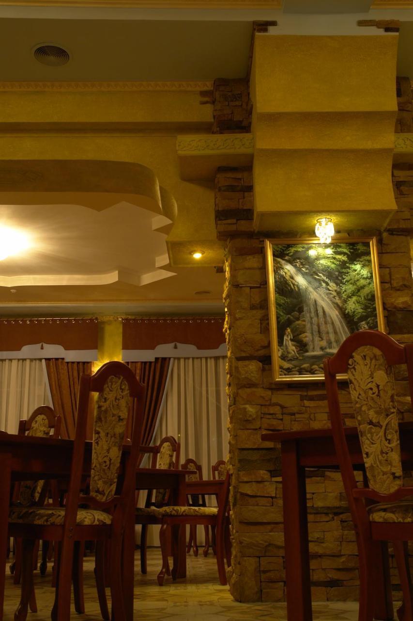 Грк Золота Підкова Motel Chupyra Buitenkant foto